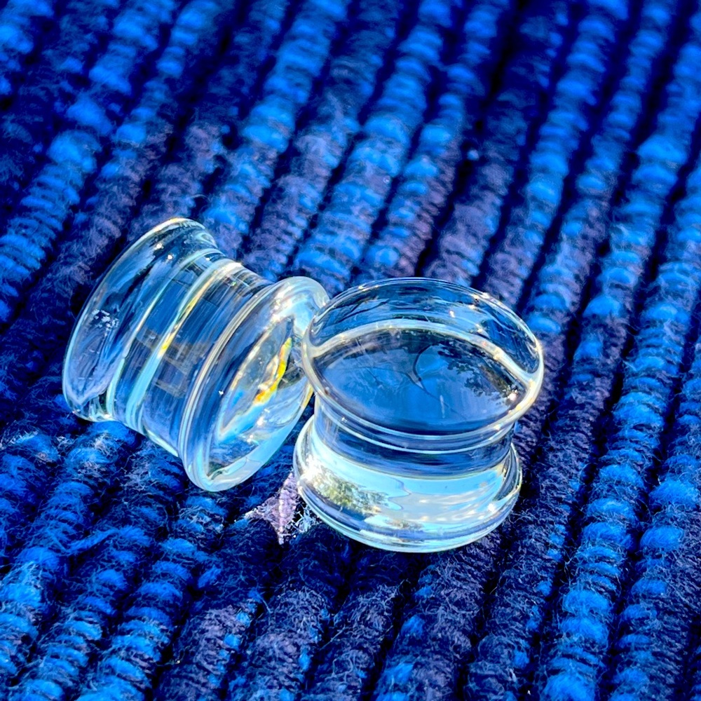 1/2” Clear Glass Plugs